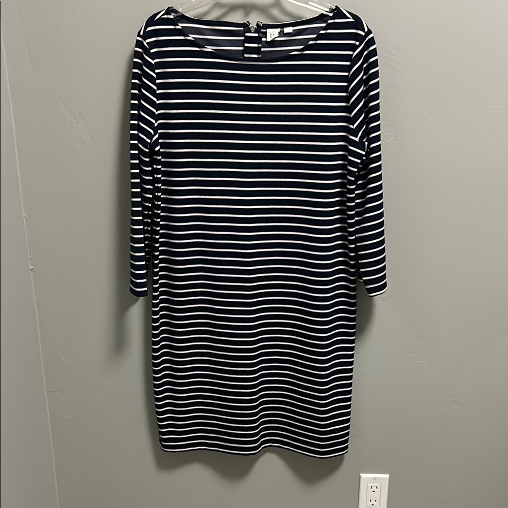 GAP Striped Navy and White Jersey Knit 3/4 Sleeve Dress size Large